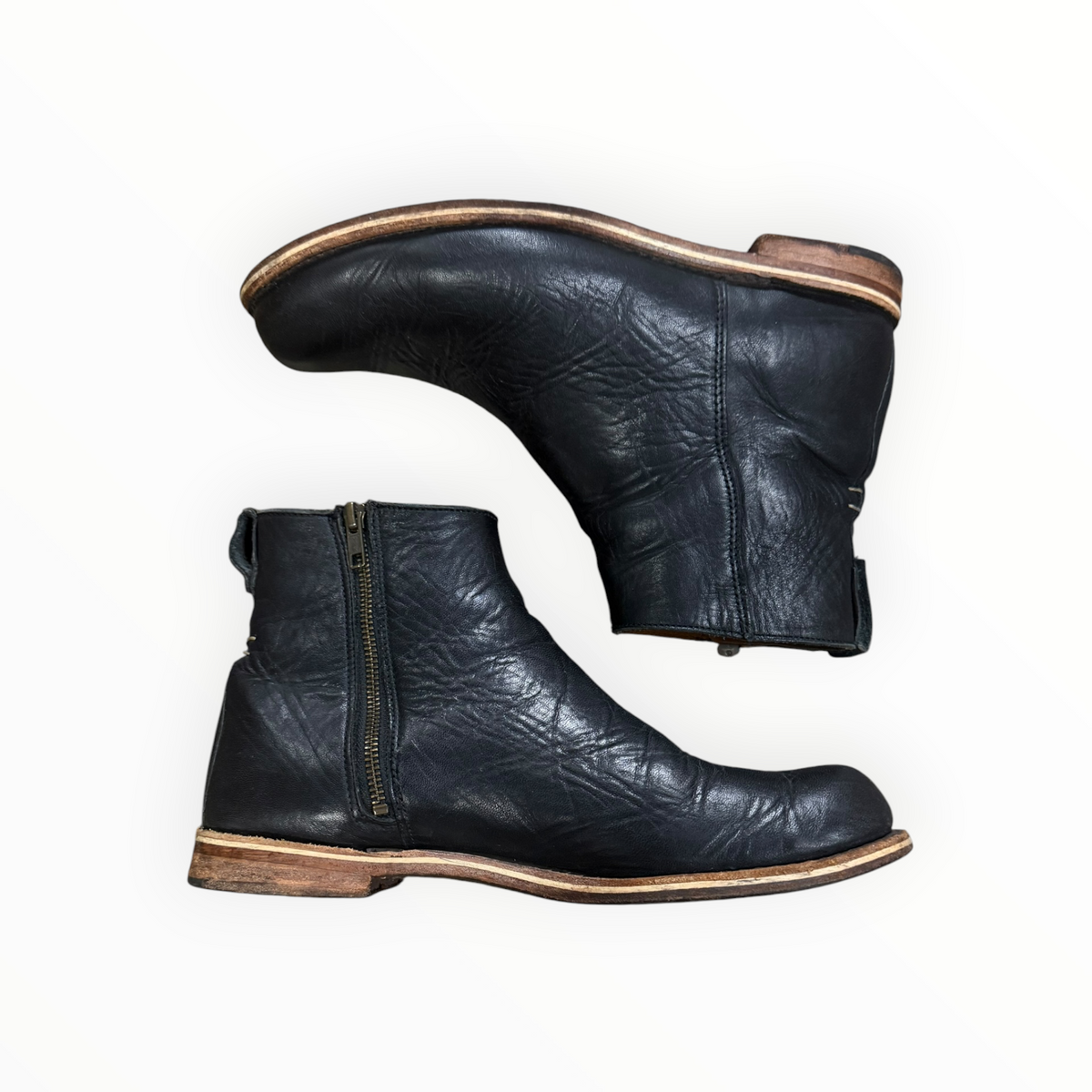 HELM BOOTS