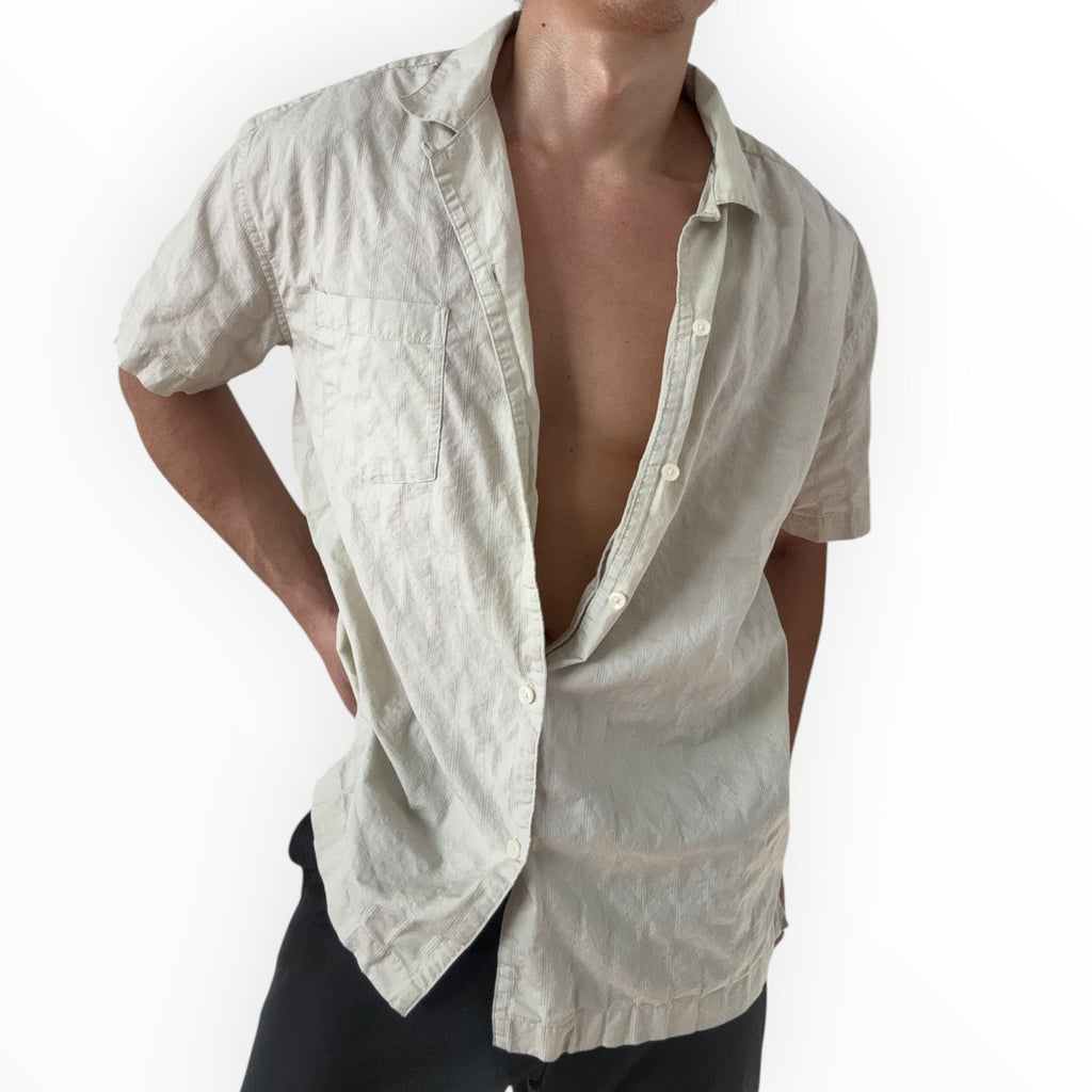 BEIGE BUTTON DOWN