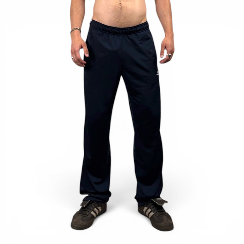 NAVY ADIDAS SWEATS