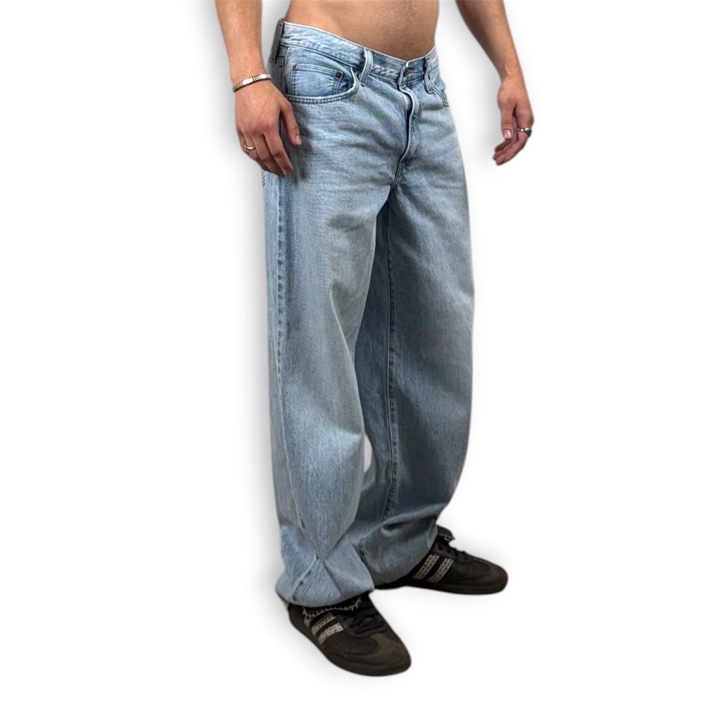 LEVIS LIGHT WASH