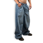 GAP LIGHT WASH SUPER WIDE JEANS