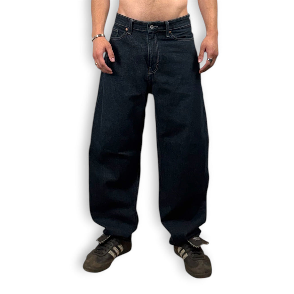 H&M BARREL LEG JEANS
