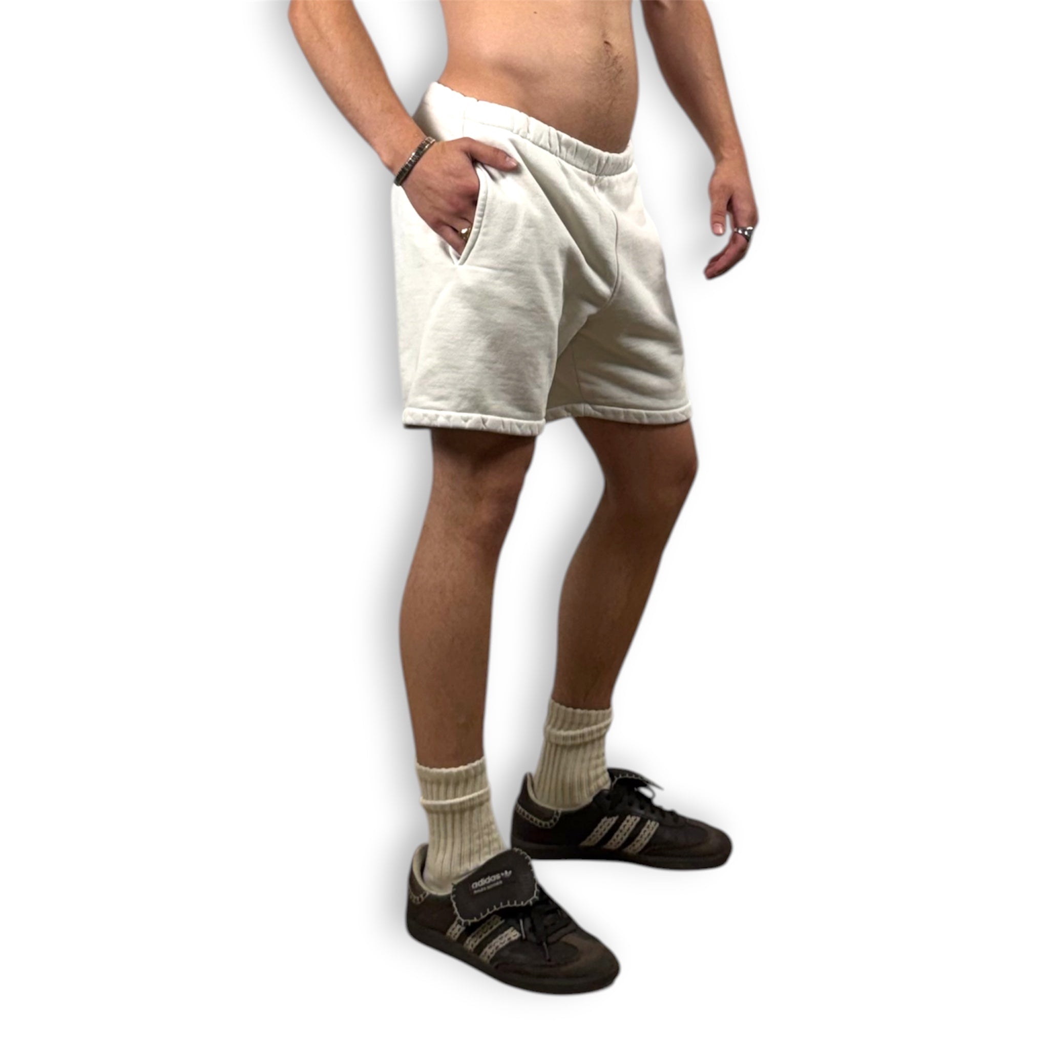 MADHAPPY SWEAT SHORTS