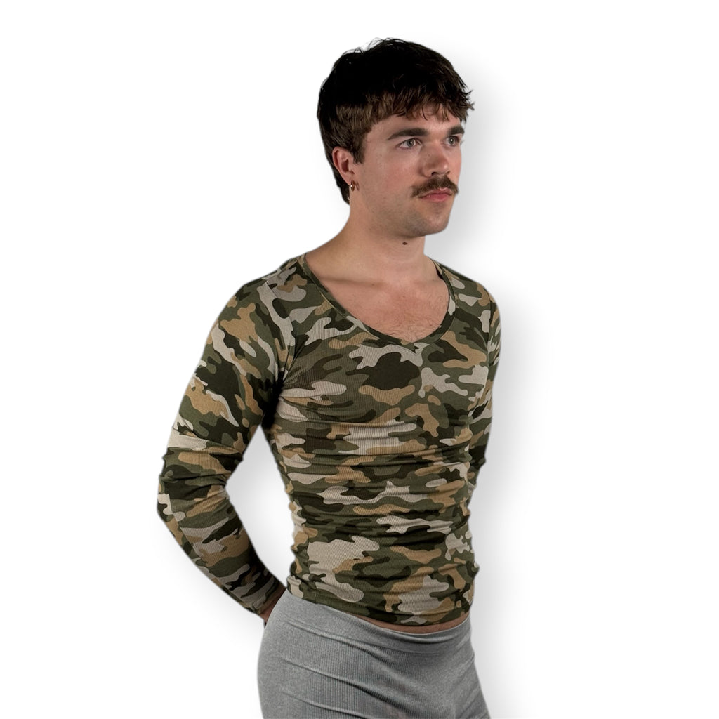 CAMO COMPRESSION SWEATSHIRT